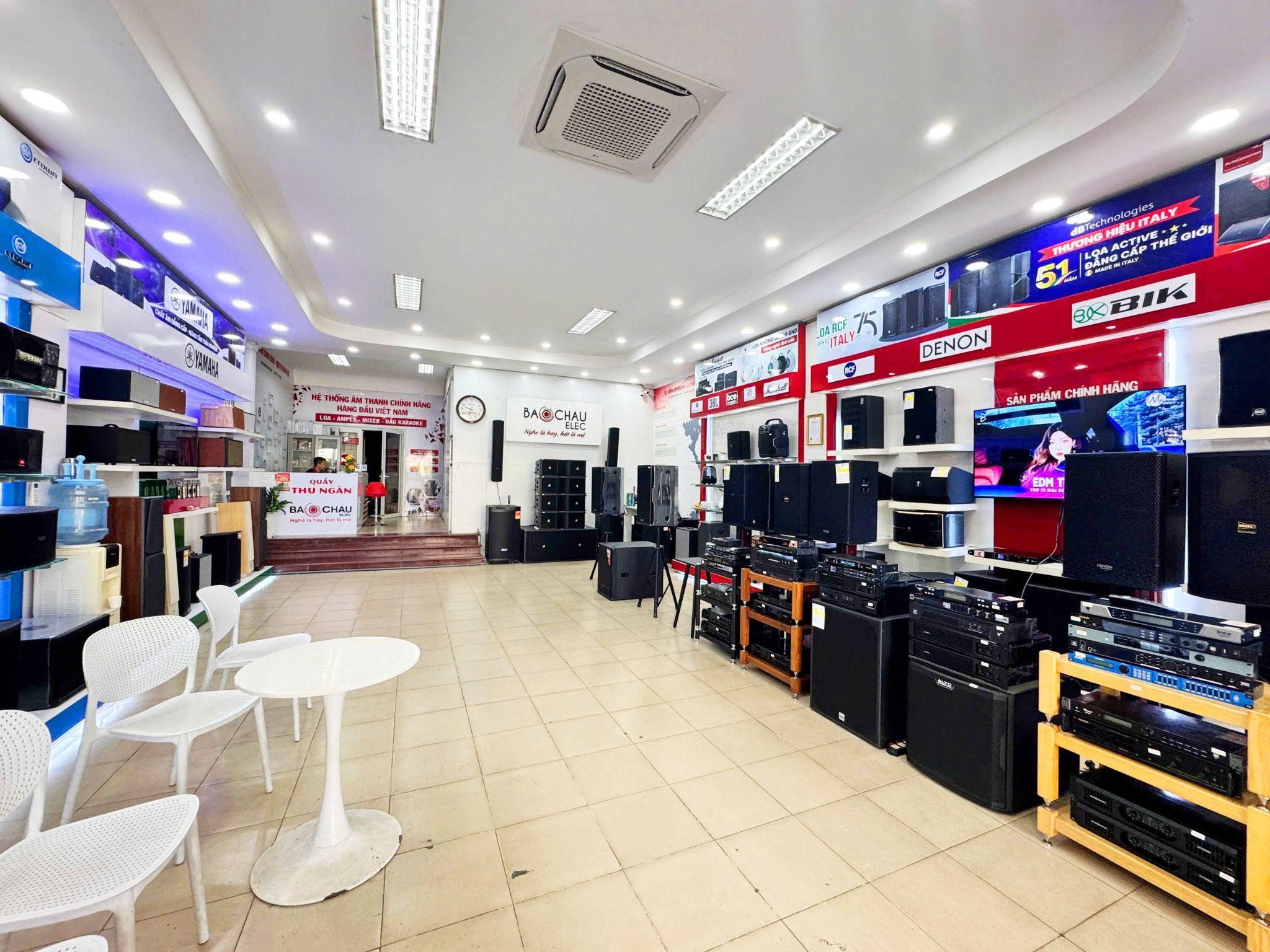  
Showroom Bảo Châu Elec bày trí khoa học với đa dạng thiết bị âm thanh