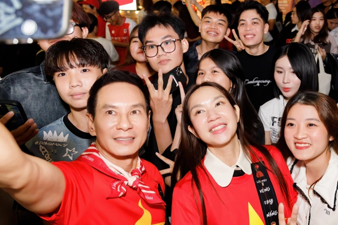 'Lật mặt 8' của Lý Hải vượt 100 tỷ đồng