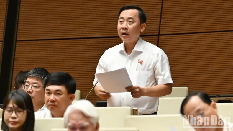 Đại biểu Quốc hội lo ngại tình trạng doanh nghiệp cố tình báo lỗ để trốn thuế