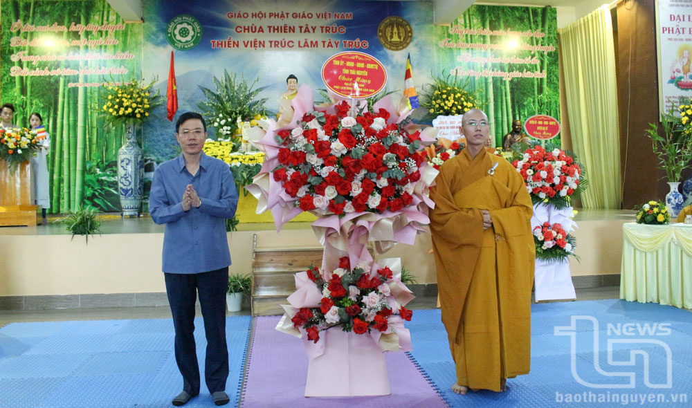 Chúc mừng các chức sắc, tín đồ Phật giáo nhân Đại lễ Phật đản