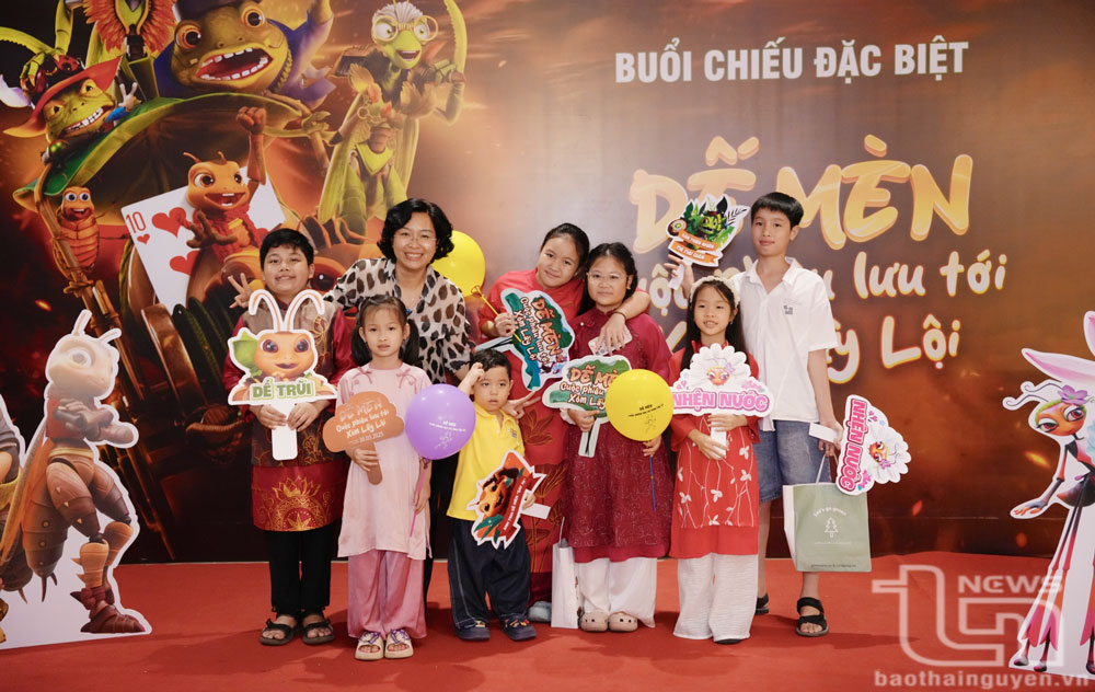 Tổ chức 4 suất chiếu miễn phí phim hoạt hình 3D 'Dế Mèn: Cuộc phiêu lưu tới xóm Lầy Lội' tại Thái Nguyên