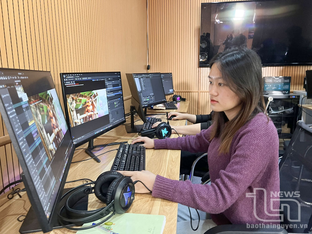 Sinh viên Trường Đại học Công nghệ - Thông tin và Truyền thông (Đại học Thái Nguyên) tham gia sản xuất bộ phim hoạt hình số “Dế mèn: Cuộc phiêu lưu tới xóm lầy lội”.
