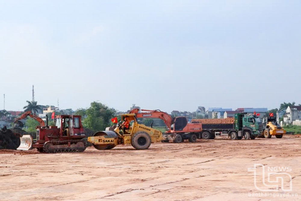 Đẩy mạnh công tác dân vận trong giải phóng mặt bằng