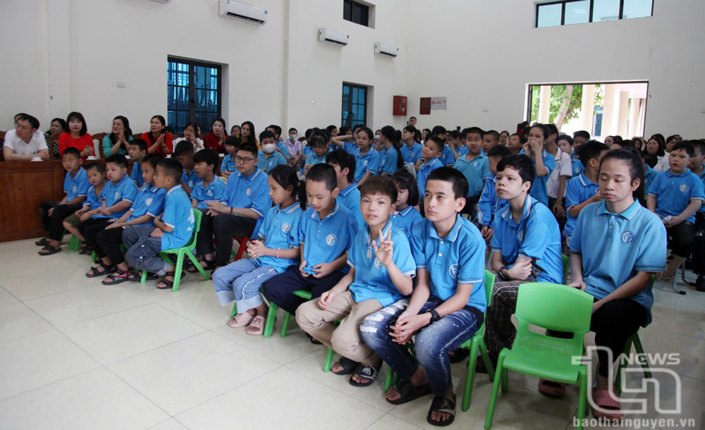 Học sinh Trung tâm Hỗ trợ phát triển giáo dục hòa nhập trẻ khuyết tật tỉnh.