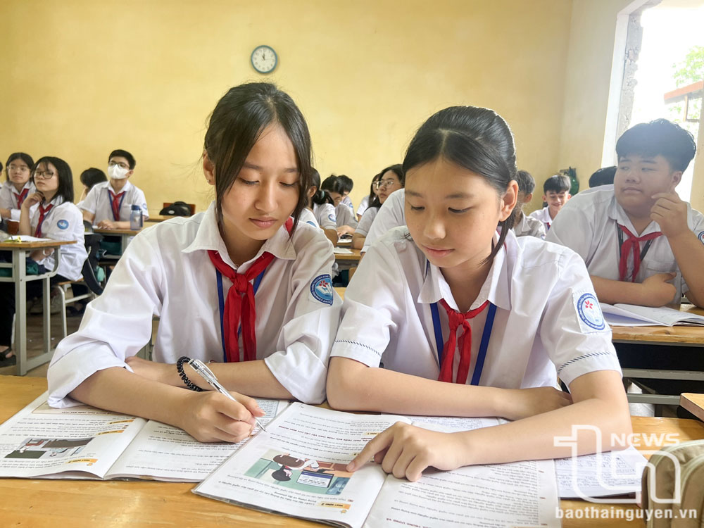 Trên 1.570 học sinh đăng ký dự tuyển vào Trường THCS Chu Văn An và THCS Chùa Hang II