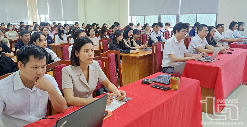 Hướng dẫn mở gian hàng và vận hành trên các sàn thương mại điện tử