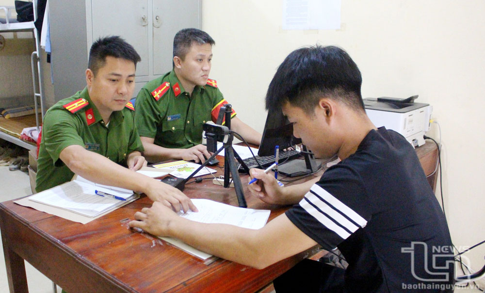 Giữ bình yên từ mỗi thôn bản