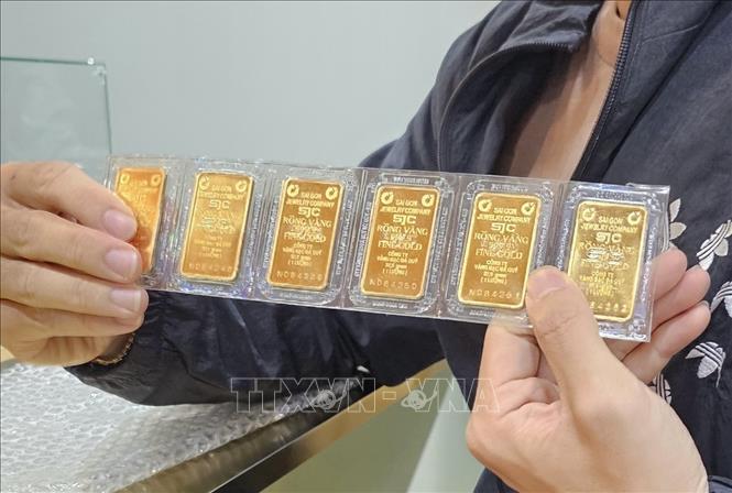 Giá vàng miếng giảm 2 triệu đồng/lượng ở chiều mua vào
