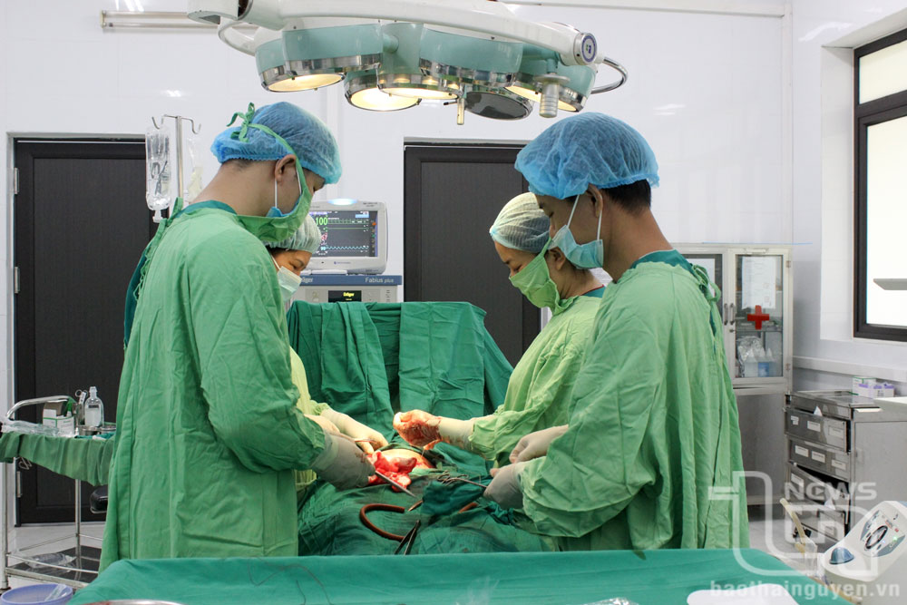 Hồ sơ bệnh án điện tử giúp bệnh viện ở tuyến trên có thể truy cập đầy đủ hồ sơ bệnh án của bệnh nhân, góp phần nâng cao chất lượng điều trị.