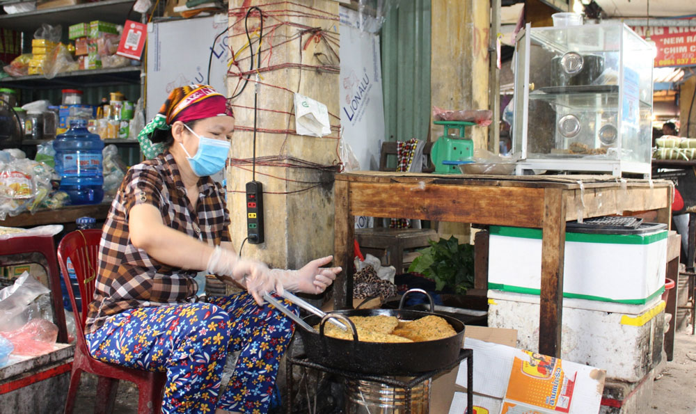 TP. Sông Công: Xử phạt 8 cơ sở vi phạm quy định an toàn thực phẩm