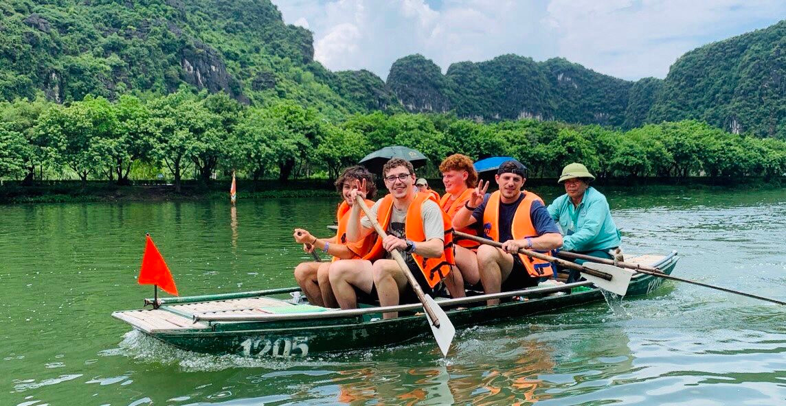 Gần 5,7 triệu lượt khách quốc tế đến Việt Nam trong nửa năm 2023