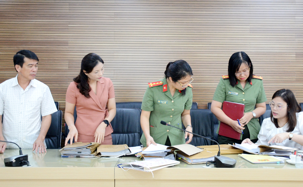 Kịp thời phát hiện khuyết điểm để khắc phục, sửa chữa triệt để