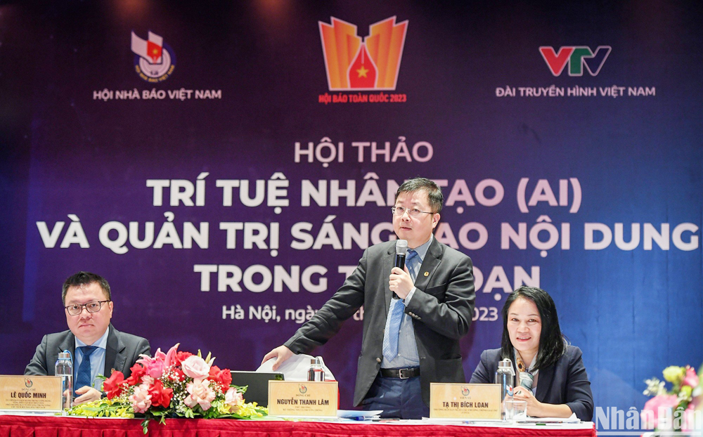 Sáng ngày 18/3, trong khuôn khổ Hội Báo toàn quốc năm 2023 tại Bảo tàng Hà Nội, Hội Nhà báo Việt Nam phối hợp với Đài Truyền hình Việt Nam tổ chức Hội thảo: Trí tuệ nhân tạo AI và quản trị sáng tạo nội dung trong tòa soạn. Ảnh: Báo Nhân Dân.