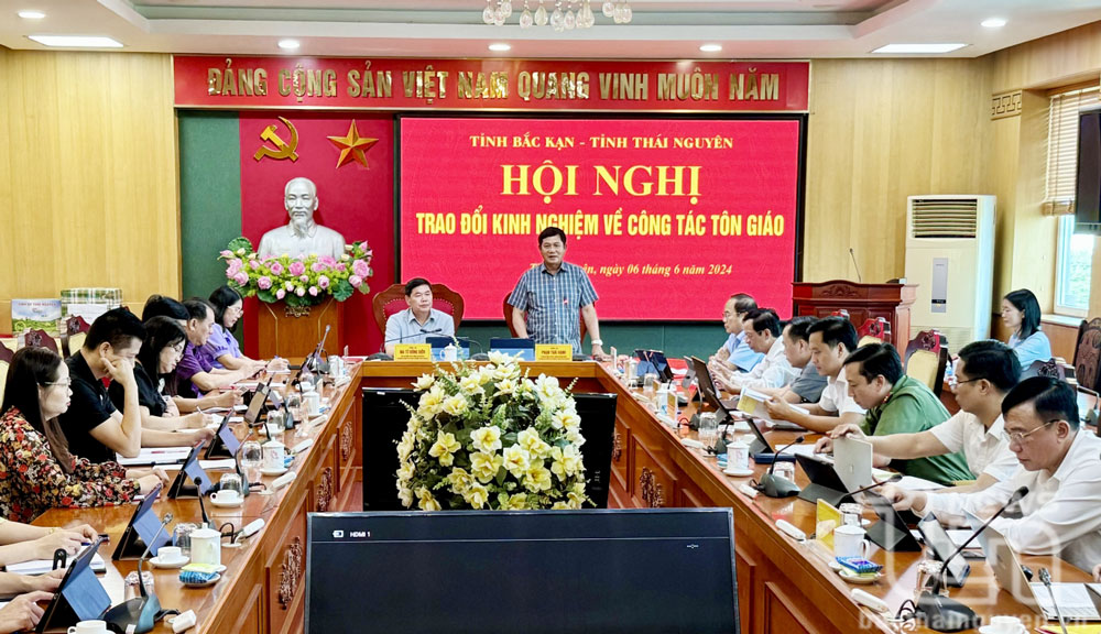 Trao đổi kinh nghiệm về công tác tôn giáo