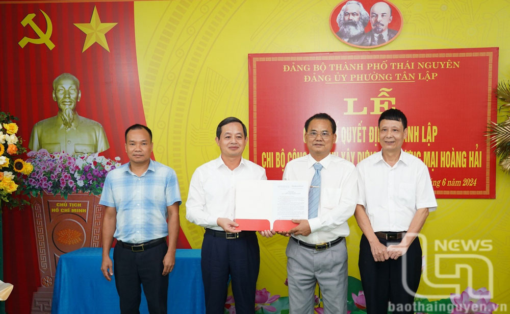 Chi bộ là hạt nhân chính trị lãnh đạo doanh nghiệp phát triển