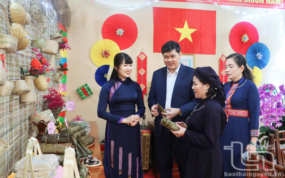Khơi dậy khát vọng vươn lên trên miền đất khó