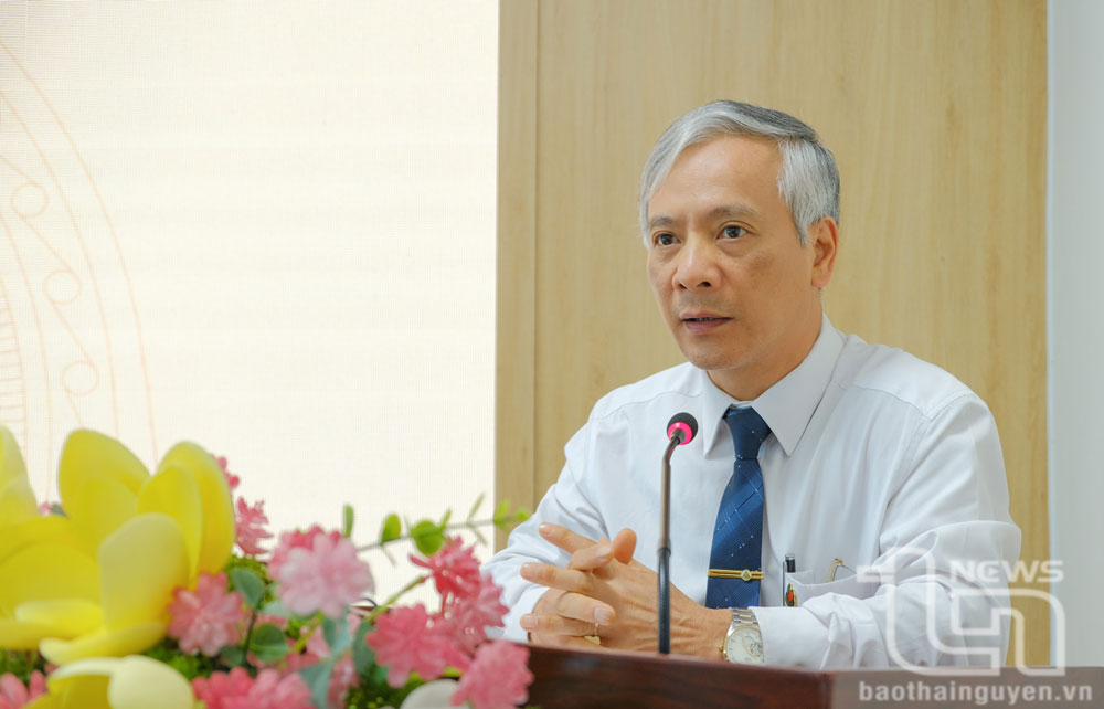 Đồng chí Nguyễn Bảo Lâm, Chủ tịch Hội Nhà báo Việt Nam tỉnh Thái Nguyên, phát biểu tại Đại hội.
