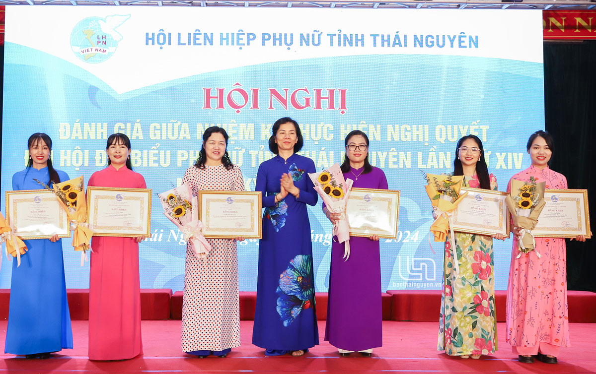 Hội LHPN tỉnh: Đạt và vượt nhiều chỉ tiêu nửa nhiệm kỳ