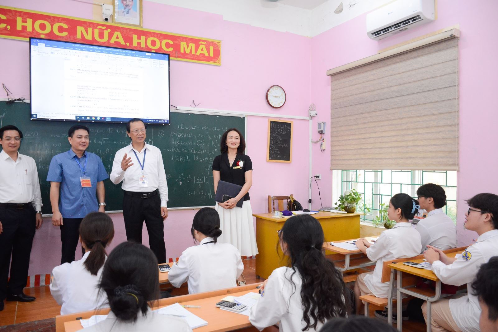 Chú trọng 'nhân tố con người' trong phòng chống gian lận thi cử thời công nghệ cao