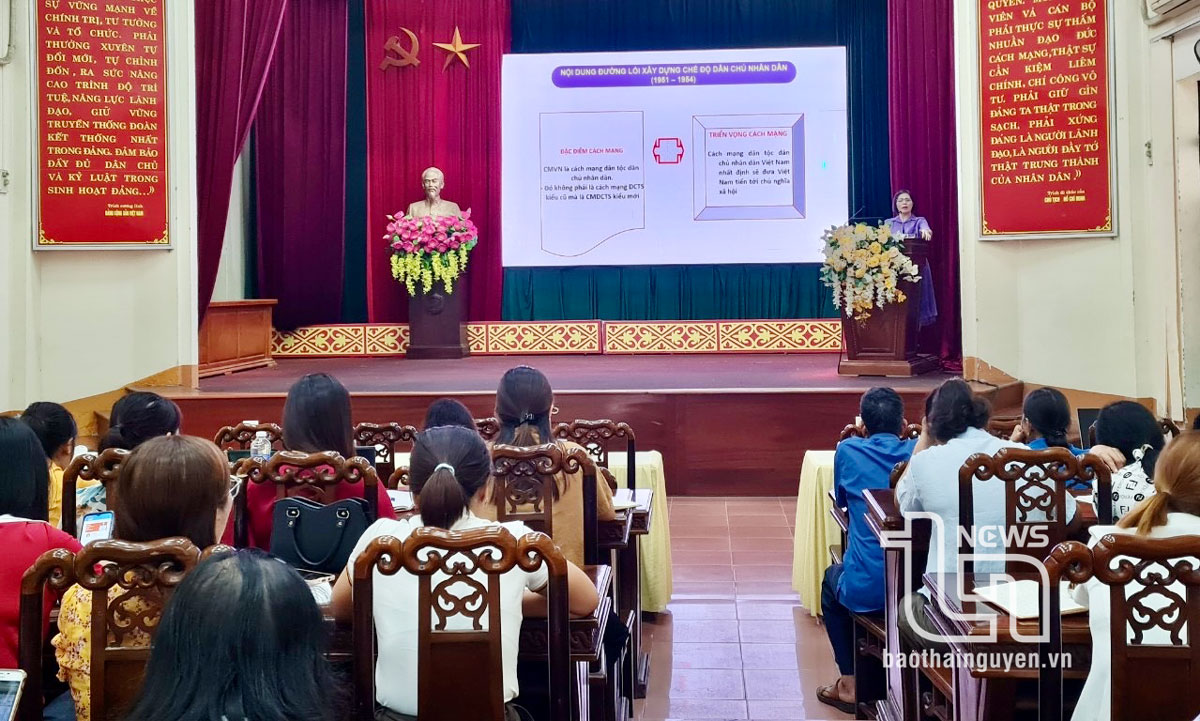 TP. Sông Công: Gần 200 học viên tham gia lớp bồi dưỡng lịch sử Đảng