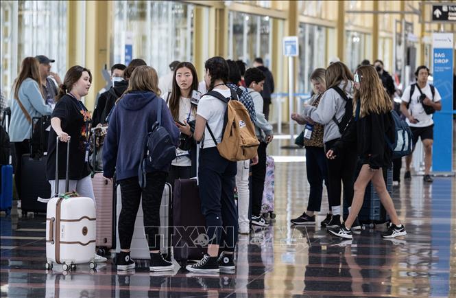 Tổng thống Trump đề xuất mức phí 1.000 USD "ưu tiên" làm nhanh thị thực du lịch