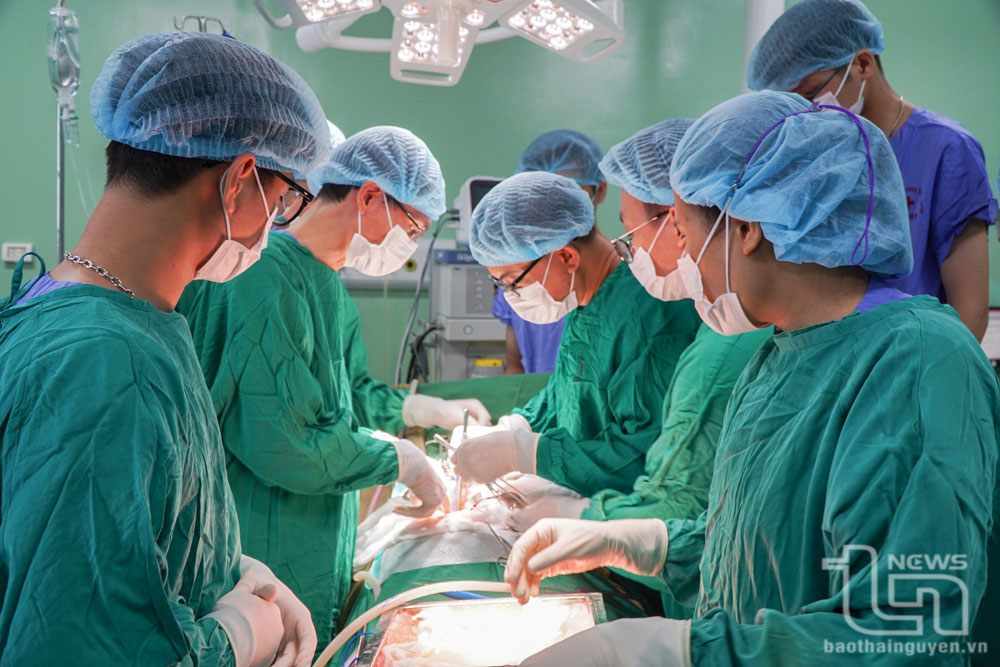 Xây dựng Đảng bộ Bệnh viện Trung ương Thái Nguyên vững mạnh, dẫn dắt chuyên môn