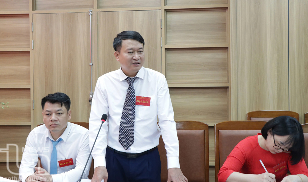 Đại biểu phát biểu tham luận tại Đại hội.