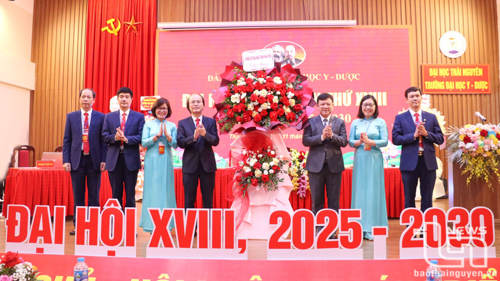 Trường Đại học Y - Dược: Tiếp tục bứt phá trong kỷ nguyên số