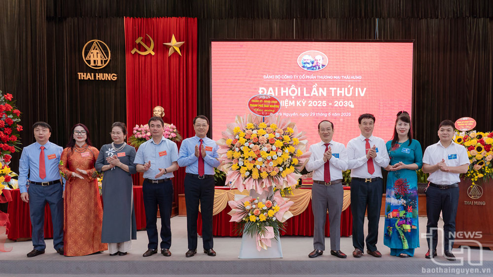 Đại hội Đảng bộ Công ty Cổ phần Thương mại Thái Hưng