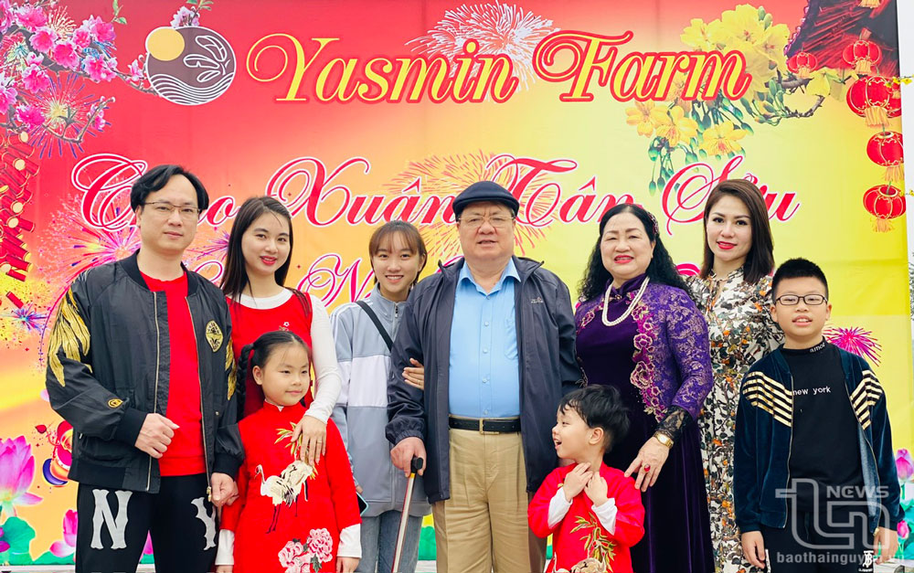 Hạnh phúc là sẻ chia và đồng hành