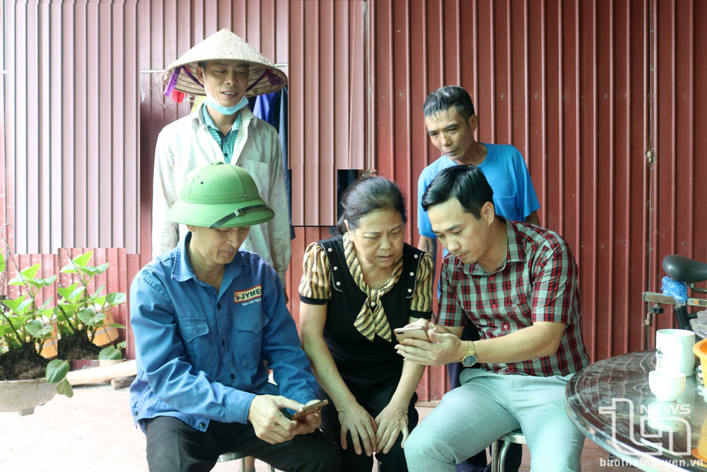 Công nghệ số - 'đòn bẩy' mới cho giảm nghèo bền vững - Kỳ 1: Thách thức từ thực tiễn