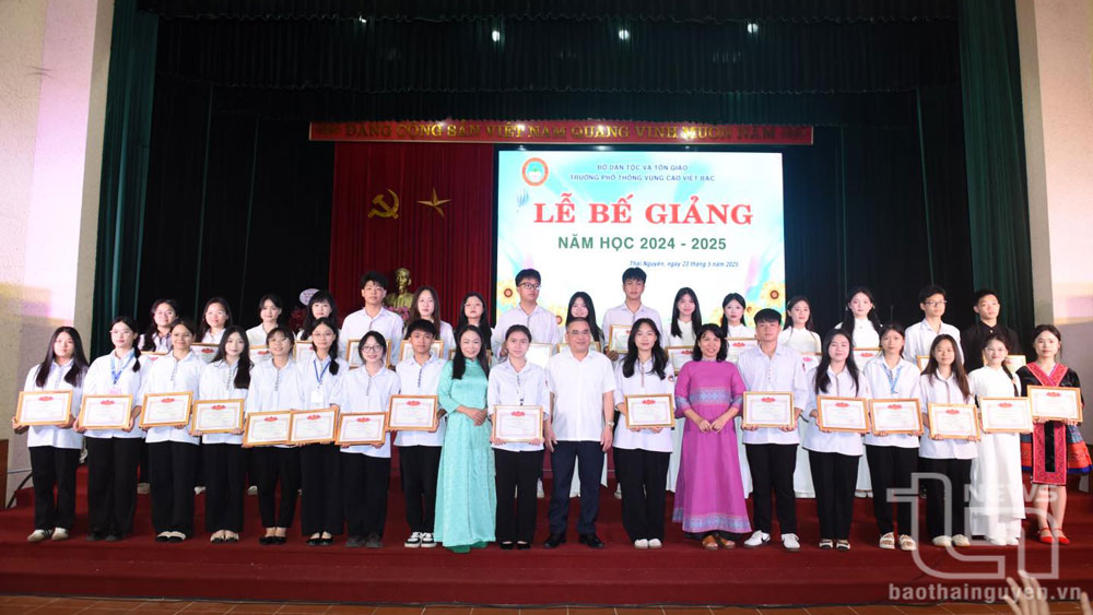 Năm học 2024-2025, Trường Phổ thông vùng cao Việt Bắc có 18 học sinh giỏi quốc gia, trên 340 học sinh đạt giải cấp tỉnh...