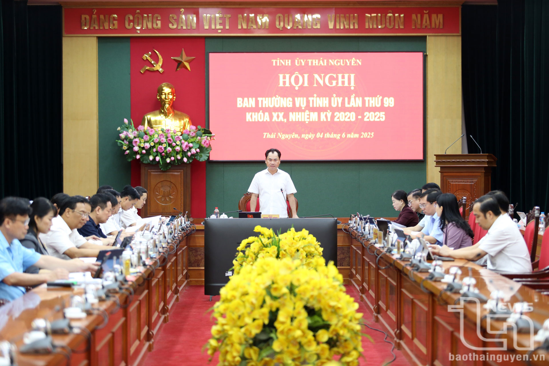 Chuẩn bị nhân sự chu đáo để bộ máy mới sẵn sàng hoạt động