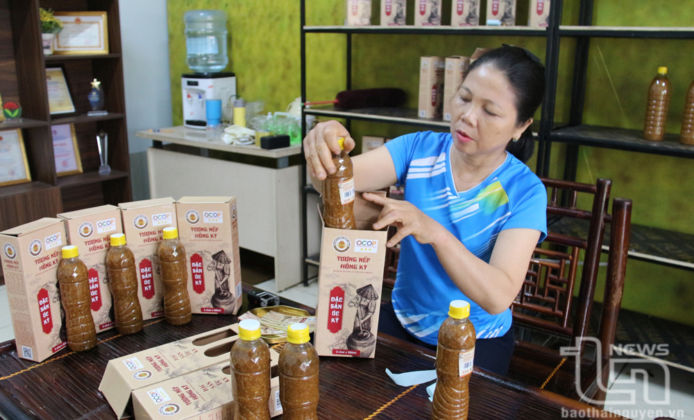 Hợp tác xã dịch vụ nông nghiệp Hồng Kỳ, xã Úc Kỳ, có 3 sản phẩm OCOP 3 sao.