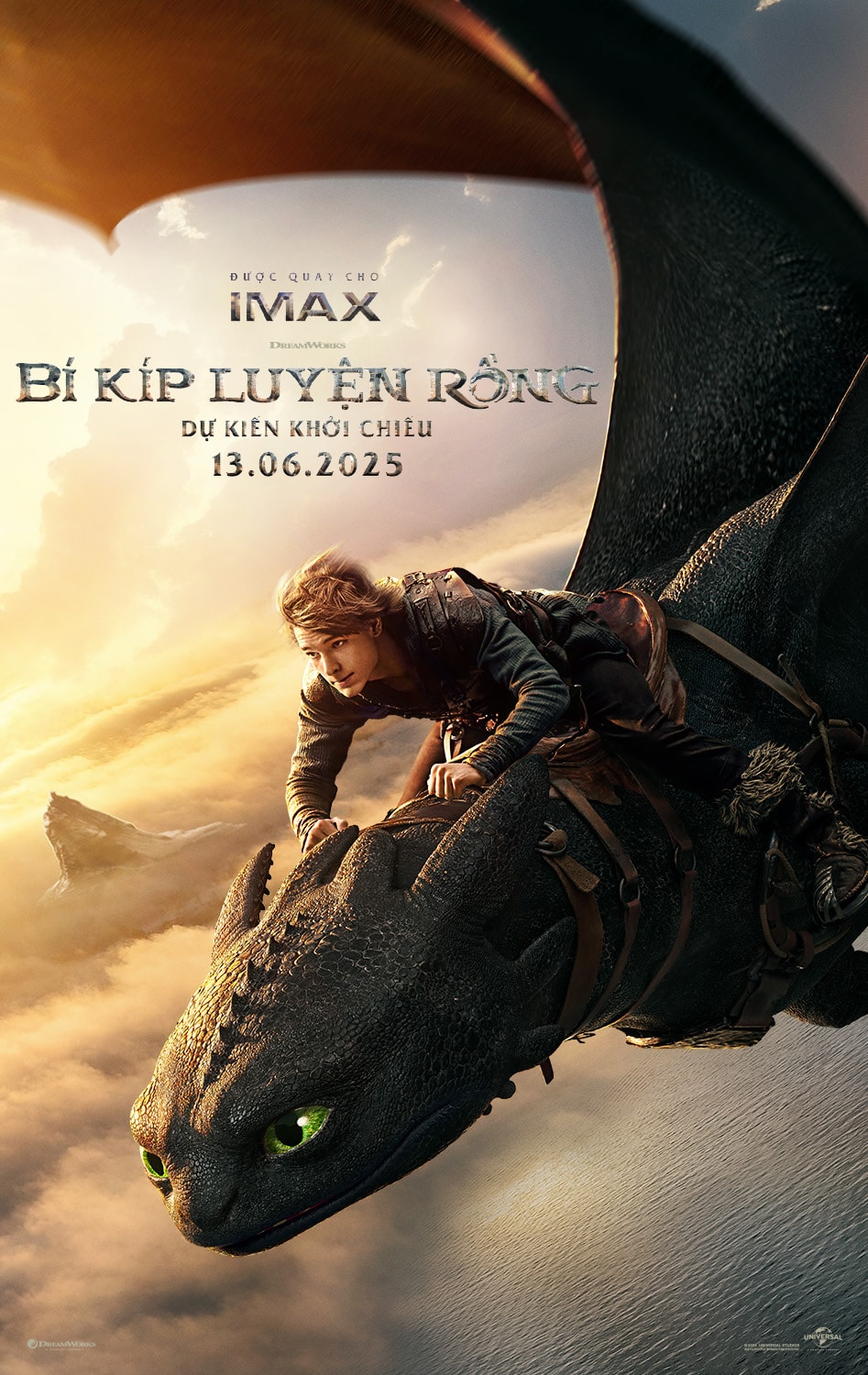 Poster phim Bí kíp luyện rồng. Ảnh CGV