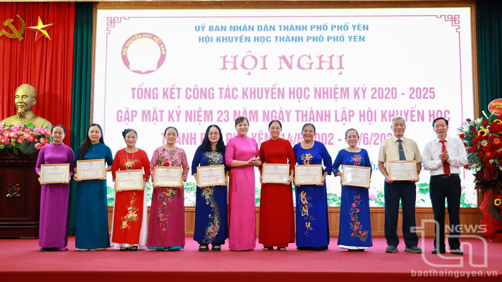 TP. Phổ Yên: Khen thưởng nhiều tập thể, cá nhân trong công tác khuyến học