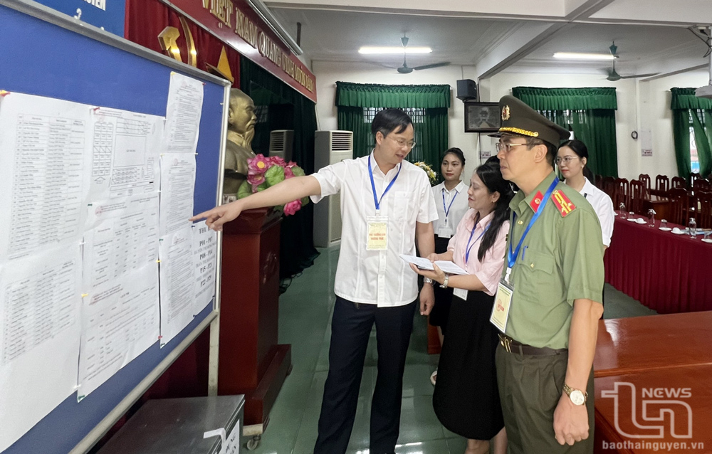 Kiểm tra công tác chuẩn bị Kỳ thi tuyển sinh vào lớp 10