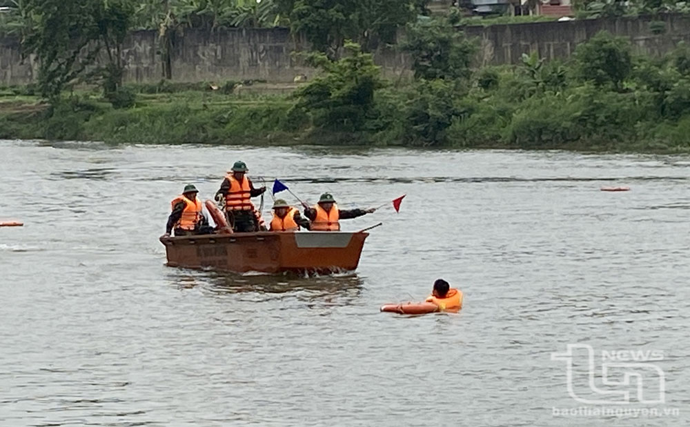 Lực lượng vũ trang Thái Nguyên: Chủ động mọi tình huống trong mùa mưa bão