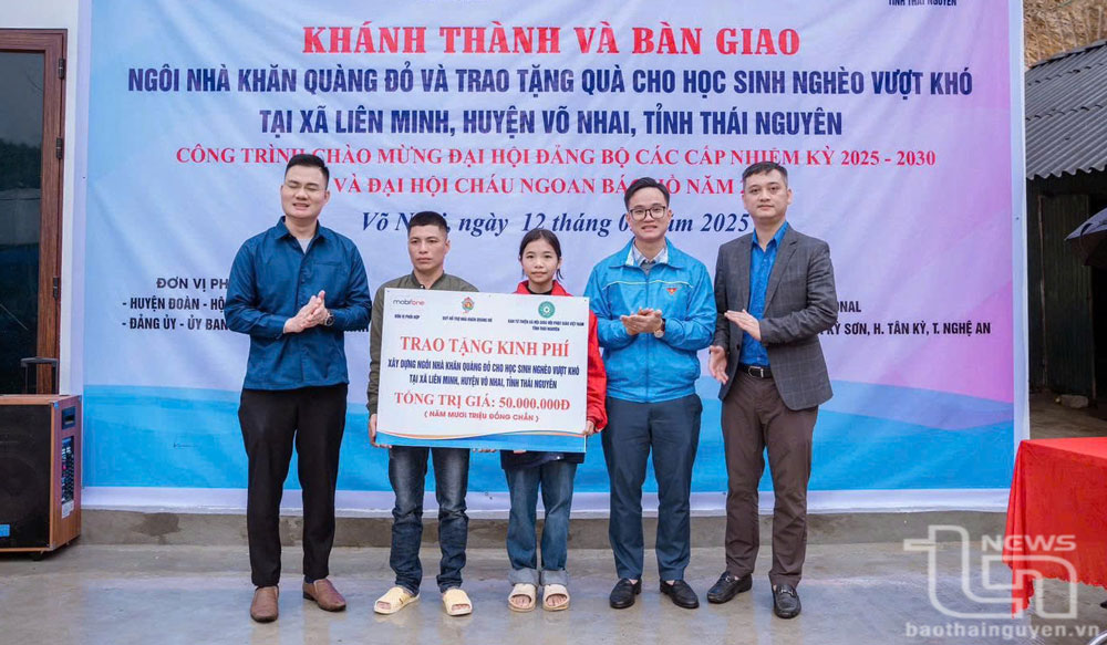 Góp sức trẻ xây dựng nông thôn mới