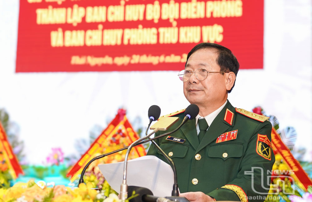 Thượng tướng Lê Huy Vịnh phát biểu tại buổi Lễ.