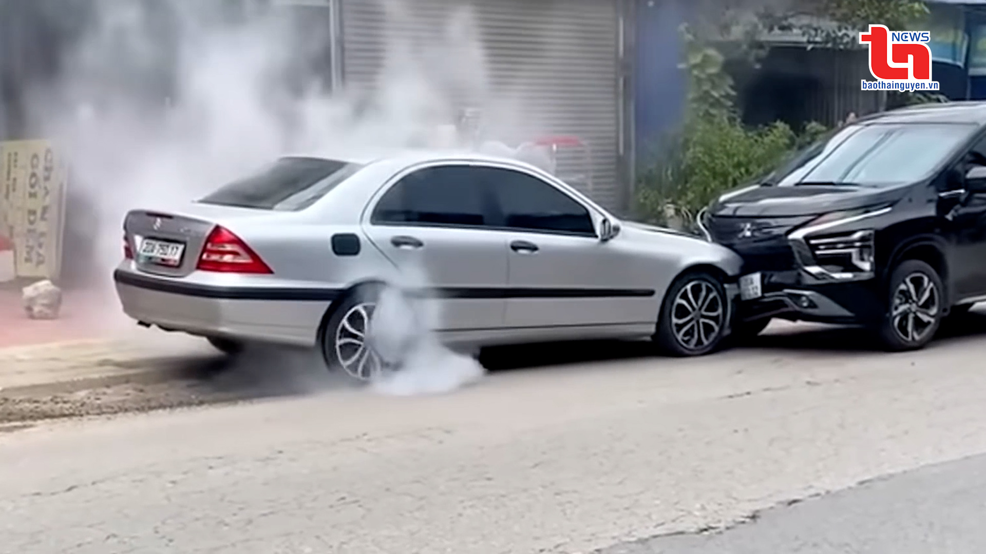 Tài xế Mercedes người Thái Nguyên dùng ma túy, tông loạt ô tô