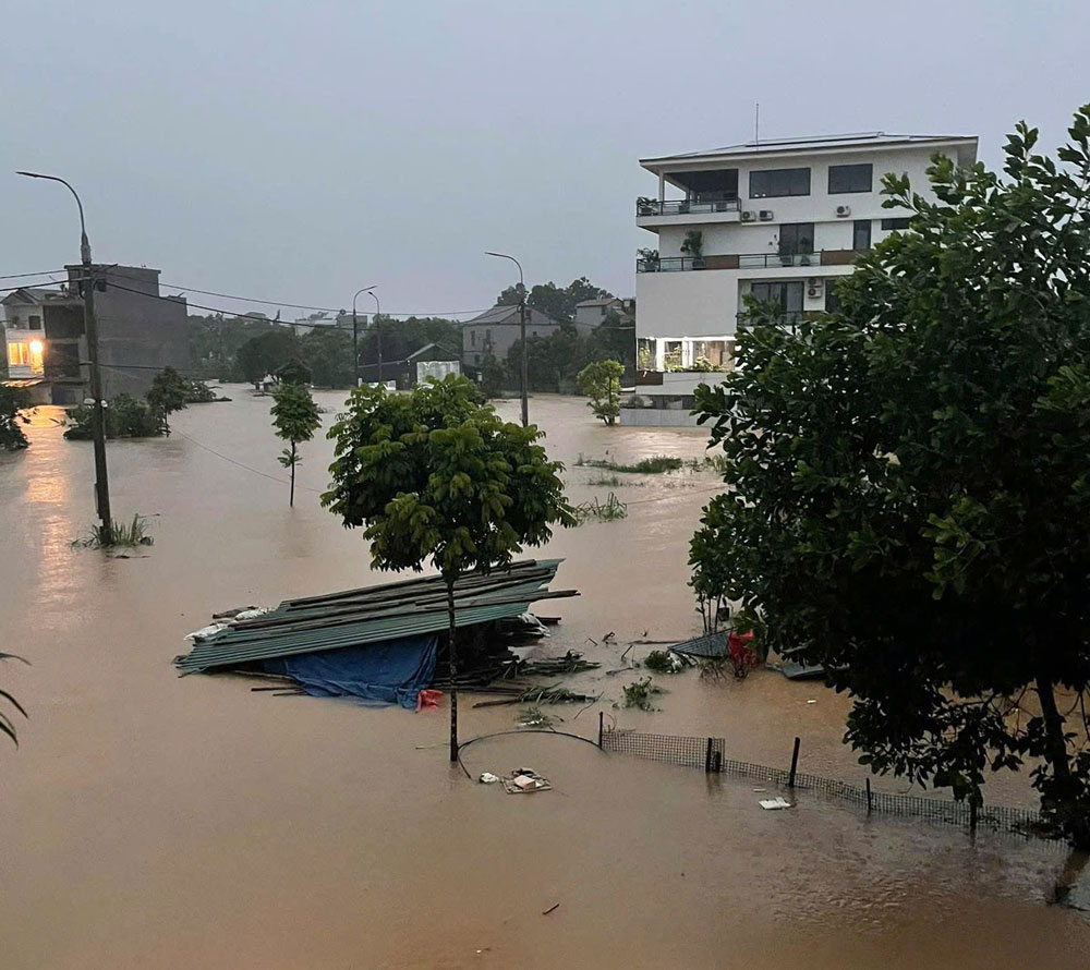 Mưa lớn gây ngập nặng tại TP. Thái Nguyên