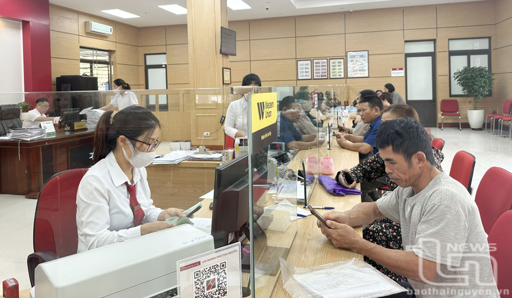 Thúc đẩy tín dụng, tạo động lực tăng trưởng kinh tế