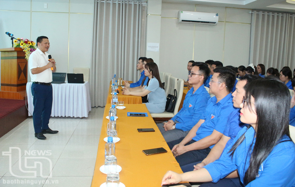  Tập huấn về xây dựng nông thôn mới cho hơn 250 thanh niên