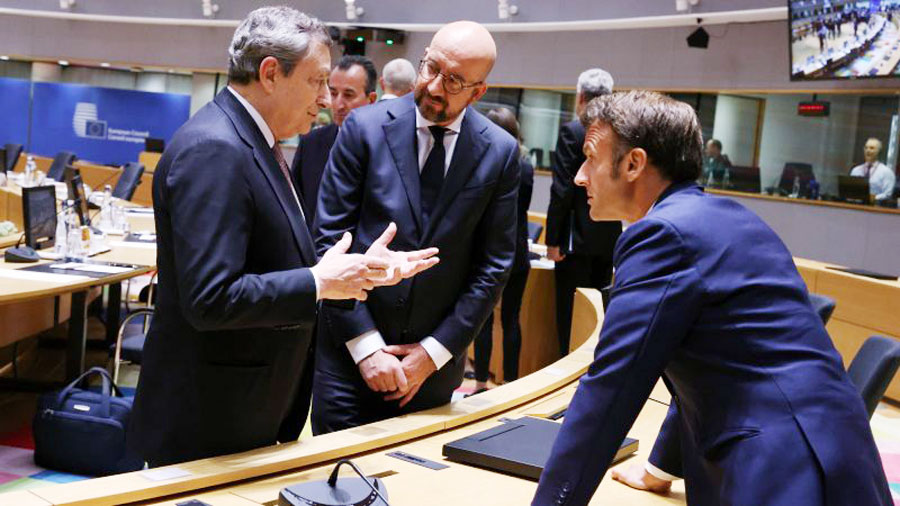 Cơn “đau đầu” mới của EU