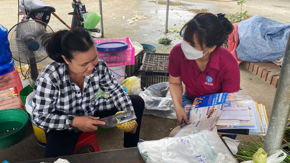 TP. Phổ Yên: Chi trả bảo hiểm xã hội không dùng tiền mặt chiếm 51%