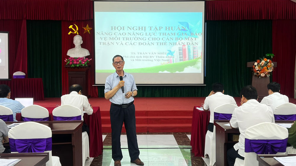 Chung tay bảo vệ môi trường, ứng phó với biến đổi khí hậu
