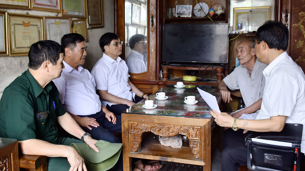 Đẩy mạnh phong trào thi đua “Vì nạn nhân chất độc da cam”