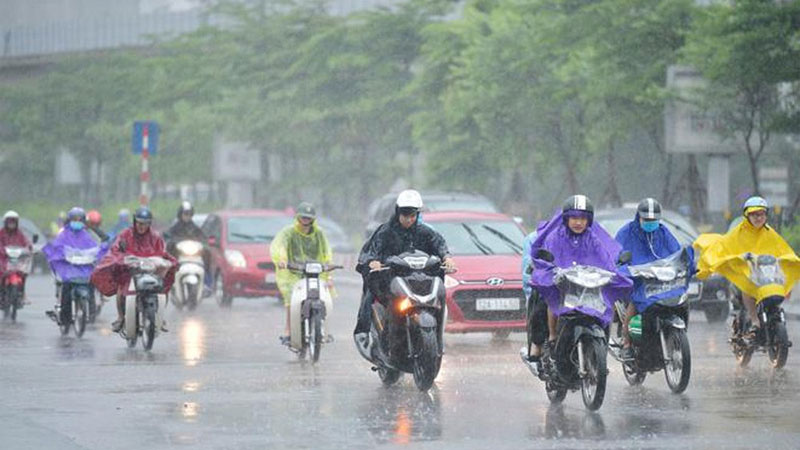 Miền Bắc vẫn mưa to do ảnh hưởng bão số 1, cảnh báo gió cấp 9 trên biển