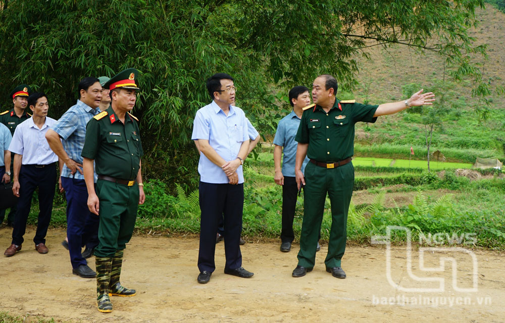 Kiểm tra công tác chuẩn bị diễn tập khu vực phòng thủ 
